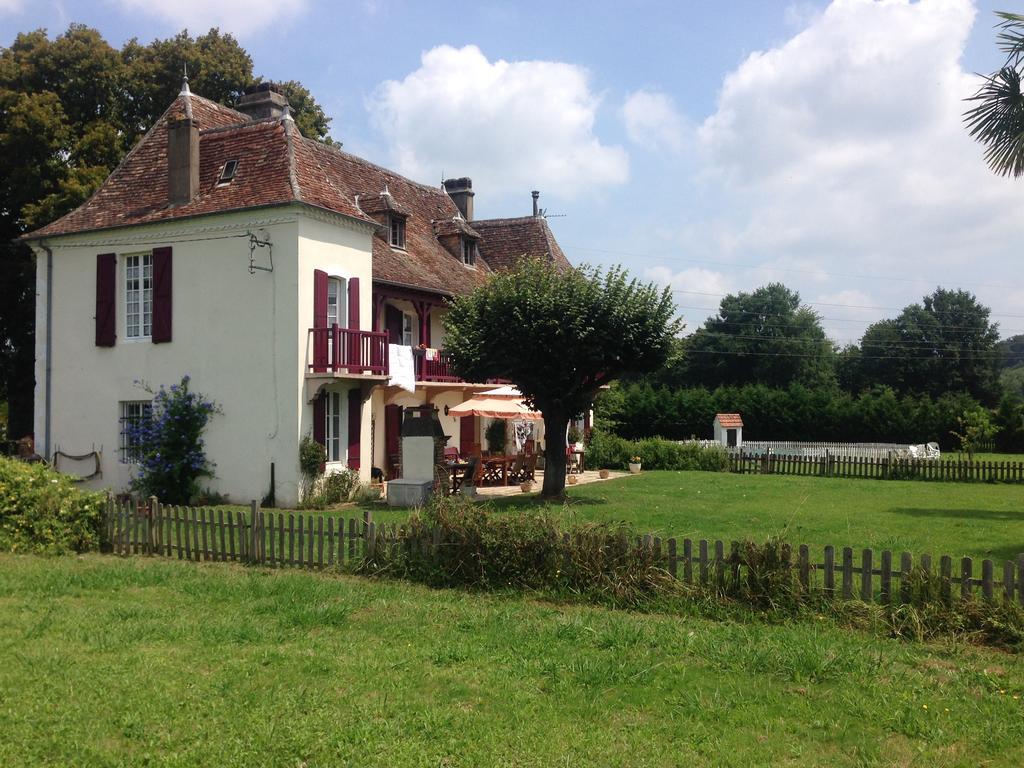 Arret Et Aller Bed and Breakfast Argagnon Exterior foto